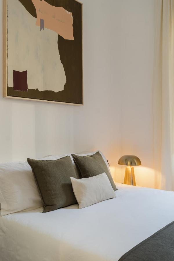 Casa Unica Milano - Elegant Apartment With Balcony - Centrale 1 Exterior foto