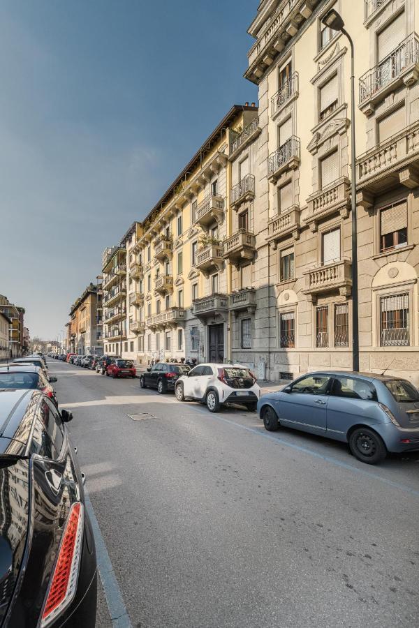 Casa Unica Milano - Elegant Apartment With Balcony - Centrale 1 Exterior foto