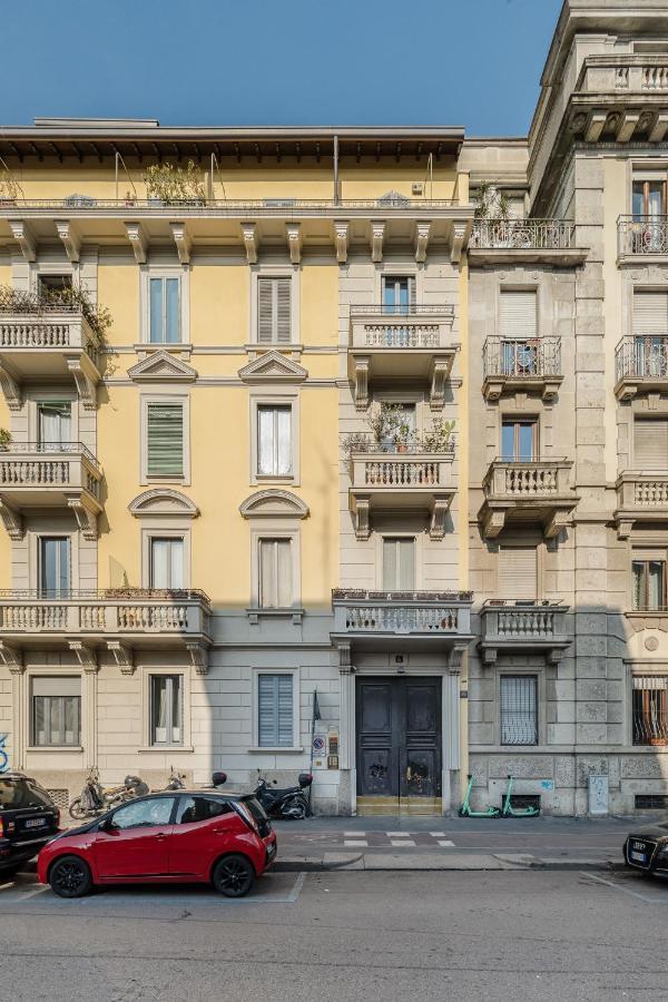 Casa Unica Milano - Elegant Apartment With Balcony - Centrale 1 Exterior foto