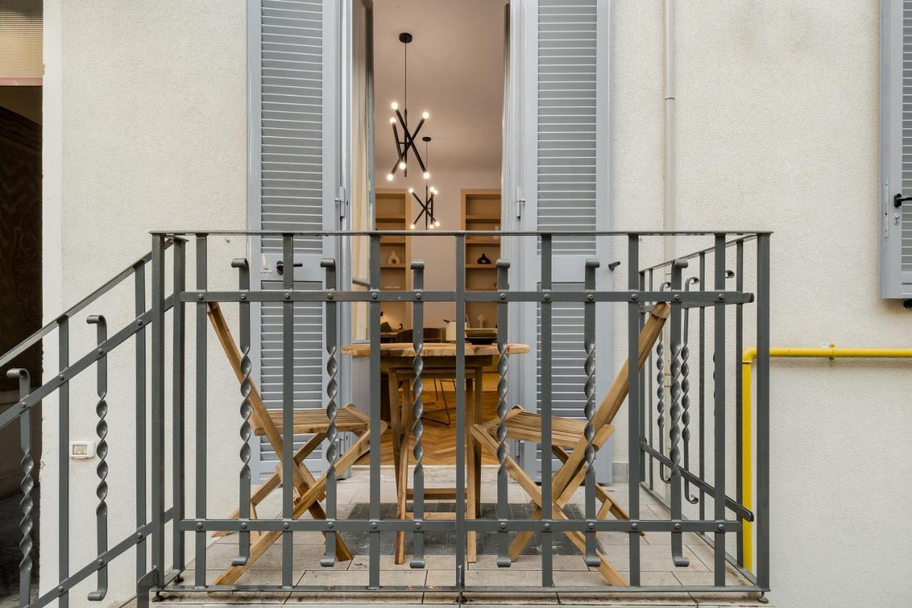 Casa Unica Milano - Elegant Apartment With Balcony - Centrale 1 Exterior foto
